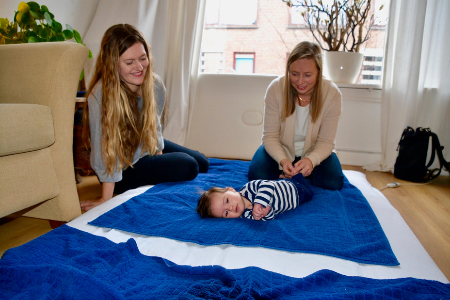 From 1 to 3 full poop diapers with baby reflexology - video interview with Algemeen Dagblad