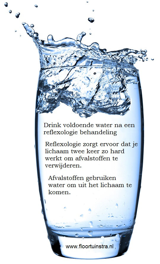 Drink voldoende water na een voetreflexologie massage