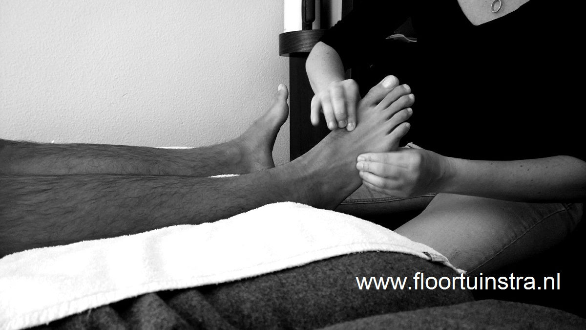 6 benefits of foot reflexology for runners